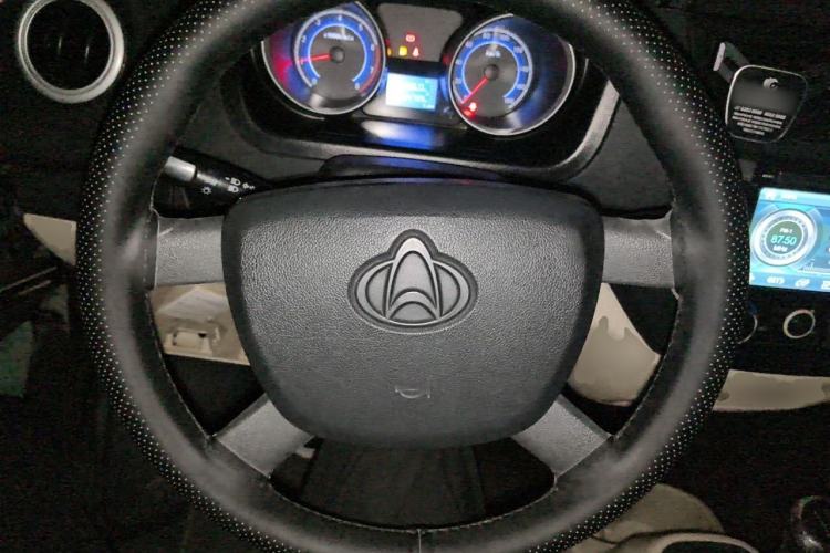 Used CHANGAN KAICHENG Ruixing M80 2014 1.5L Comfort Model 4G15S Steering Wheel