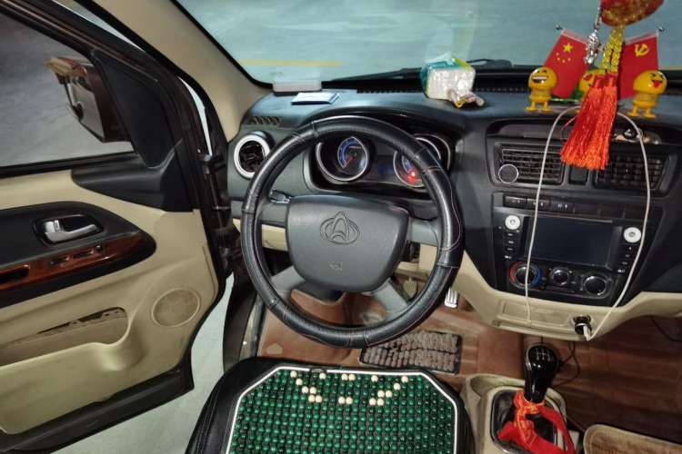 Used CHANGAN KAICHENG Ruixing M80 2014 1.5L Comfort Model 4G15S Steering Wheel