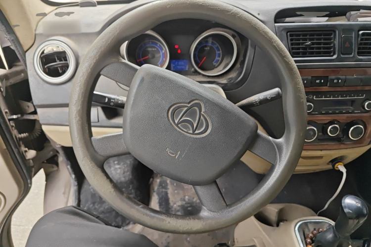 Used CHANGAN KAICHENG Ruixing M80 2014 1.5L Comfort Model 4G15S Steering Wheel