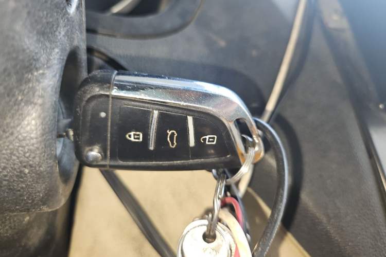 Used CHANGAN KAICHENG Ruixing M80 2014 1.5L CNG Standard Model 4G15S Vehicle Key