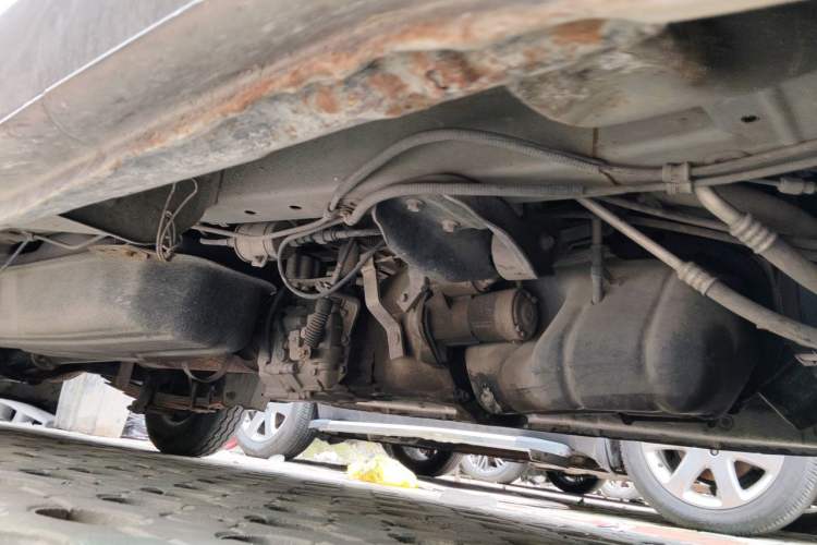 Used CHANGAN KAICHENG Ruixing M80 2014 1.5L CNG Base Version (4-Seater) 4G15S Chassis Front Right
