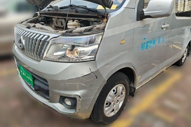 Używany CHANGAN KAICHENG Ruixing M80 2014 1.5L Comfort Model 4G15S
