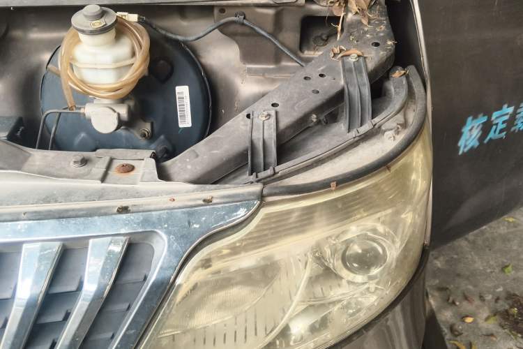 Used CHANGAN KAICHENG Ruixing M80 2014 1.5L Standard Version 4G15S Engine Bay Left