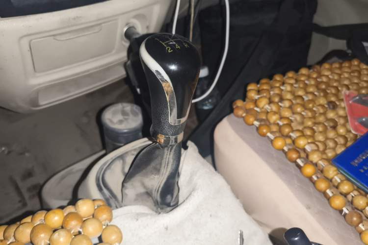 Used CHANGAN KAICHENG Ruixing M80 2014 1.5L CNG Comfort Model 4G15S Gear Lever