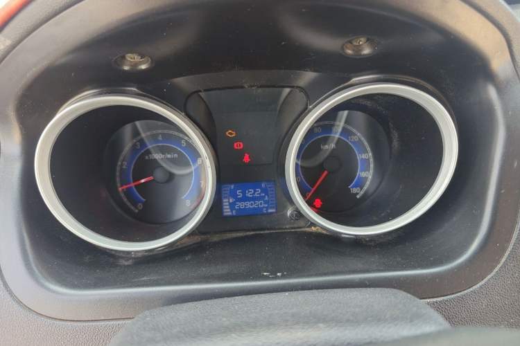 Used CHANGAN KAICHENG Ruixing M80 2014 1.5L Comfort Model 4G15S Instrument Cluster