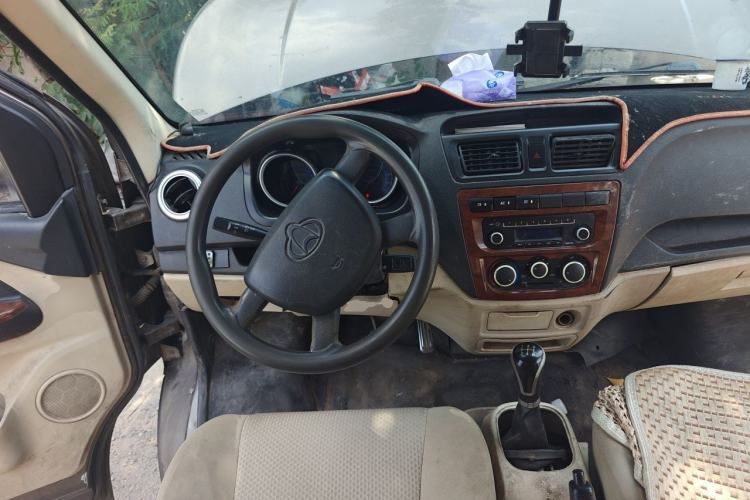 Used CHANGAN KAICHENG Ruixing M80 2014 1.5L Comfort Model 4G15S Steering Wheel