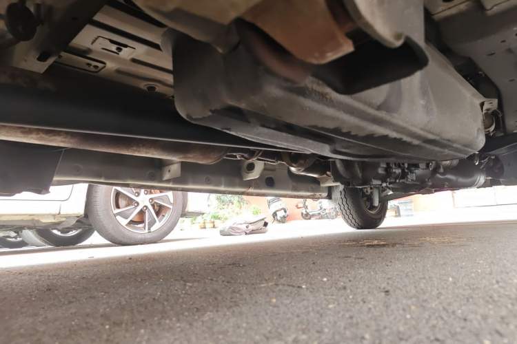 Used CHANGAN KAICHENG Ruixing M80  Chassis Rear Right