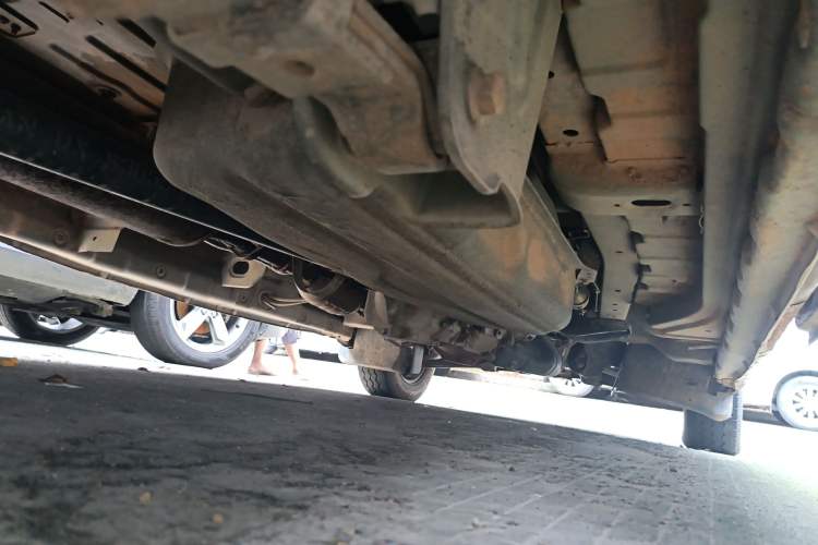 Used CHANGAN KAICHENG Ruixing M80 2014 1.5L CNG Classic Model 4G15S Chassis Rear Right