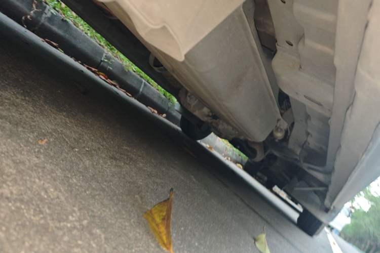 Used CHANGAN KAICHENG Ruixing M80 2014 1.5L CNG Standard Model 4G15S Chassis Rear Right
