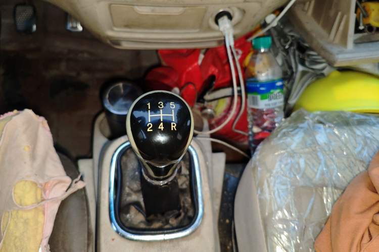 Used CHANGAN KAICHENG Ruixing M80 2014 1.5L Standard Version 4G15S Gear Lever