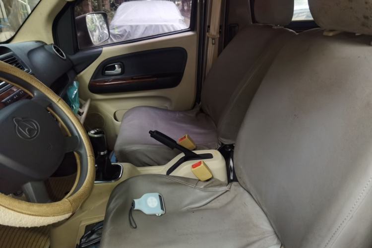 Used CHANGAN KAICHENG Ruixing M80 2014 1.5L Comfort Model 4G15S Left Front Seat