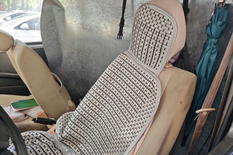 Used CHANGAN KAICHENG Ruixing M80 2014 1.5L Comfort Model 4G15S Left Rear Seat