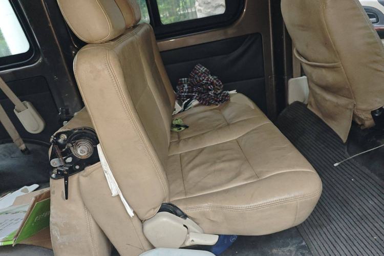 Used CHANGAN KAICHENG Ruixing M80 2014 1.5L CNG Standard Model 4G15S Left Rear Seat