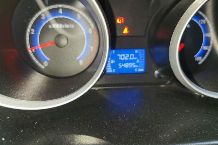 Used CHANGAN KAICHENG Ruixing M80 2014 1.5L Comfort Model 4G15S Odometer Close Up