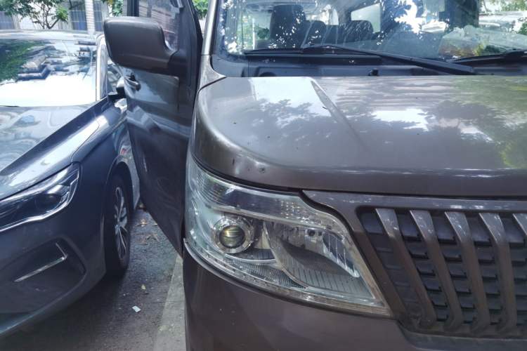 Used CHANGAN KAICHENG Ruixing M80 2014 1.5L Comfort Model 4G15S Right Front Headlight