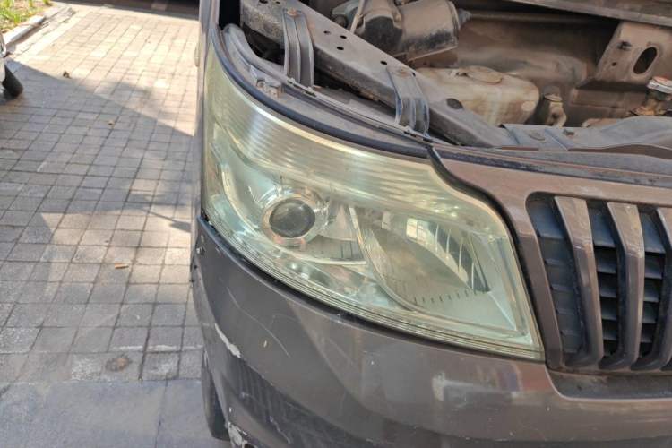 Used CHANGAN KAICHENG Ruixing M80 2014 1.5L Comfort Model 4G15S Right Front Headlight