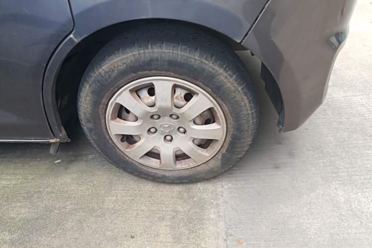 Used CHANGAN KAICHENG Ruixing M80 2014 1.5L CNG Classic Model 4G15S Right Front Wheel Hub