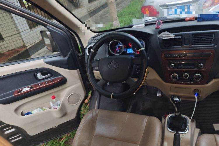 Used CHANGAN KAICHENG Ruixing M80 2014 1.5L CNG Standard Model 4G15S Steering Wheel
