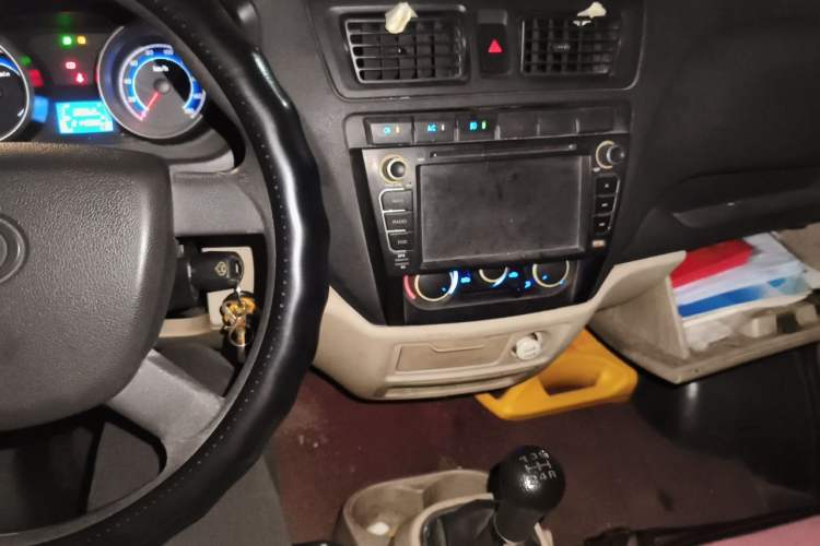 Used CHANGAN KAICHENG Ruixing M80 2014 1.5L Standard Version 4G15S Audio And AC Panel