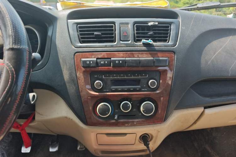 Used CHANGAN KAICHENG Ruixing M80 2014 1.5L Standard Version 4G15S Audio And AC Panel
