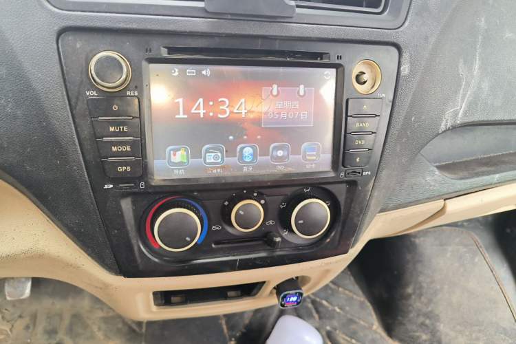 Used CHANGAN KAICHENG Ruixing M80 2014 1.5L Standard Version 4G15S Audio And AC Panel