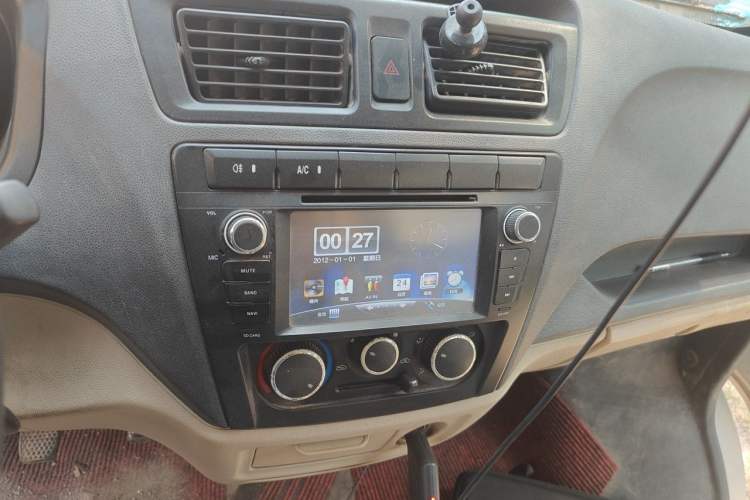Used CHANGAN KAICHENG Ruixing M80 2014 1.5L Base Version (4-Seater) 4G15S Audio And AC Panel