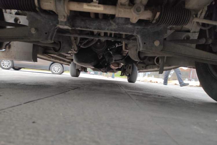 Used CHANGAN KAICHENG Ruixing M80 2014 1.5L CNG Comfort Model 4G15S Chassis Front