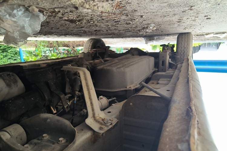 Used CHANGAN KAICHENG Ruixing M80 2014 1.5L Standard Version 4G15S Chassis Front Right