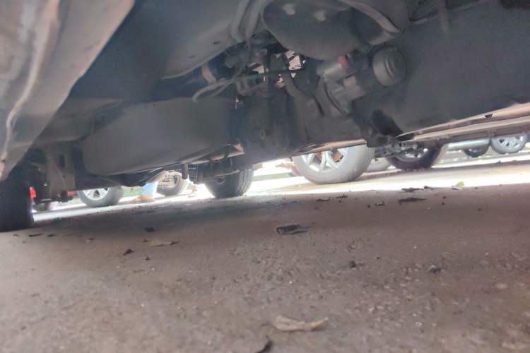 Used CHANGAN KAICHENG Ruixing M80 2014 1.5L CNG Standard Model 4G15S Chassis Front Right