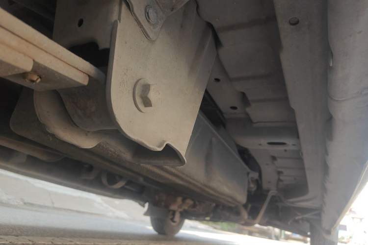 Used CHANGAN KAICHENG Ruixing M80 2014 1.5L Standard Version 4G15S Chassis Rear Right