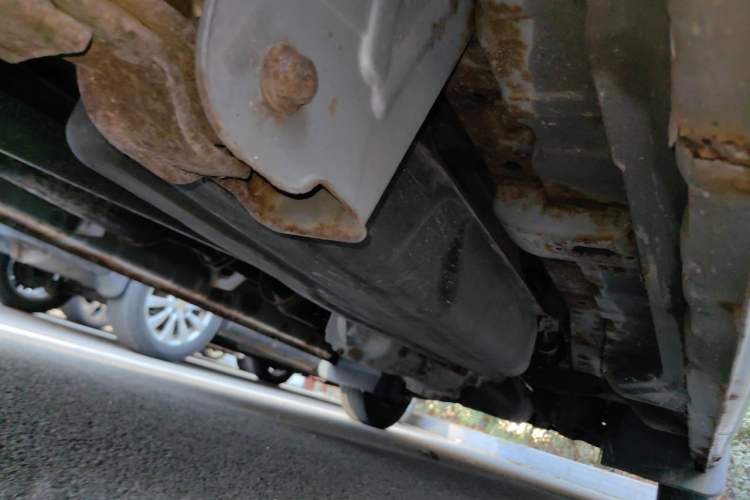 Used CHANGAN KAICHENG Ruixing M80 2014 1.5L Standard Version 4G15S Chassis Rear Right