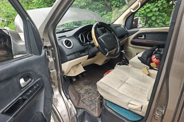 Used CHANGAN KAICHENG Ruixing M80 2014 1.5L Standard Version 4G15S Driver Seat