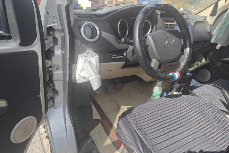 Used CHANGAN KAICHENG Ruixing M80 2014 1.5L Standard Version 4G15S Driver Seat
