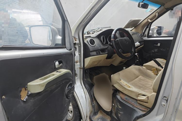 Used CHANGAN KAICHENG Ruixing M80 2014 1.5L Comfort Model 4G15S Driver Seat