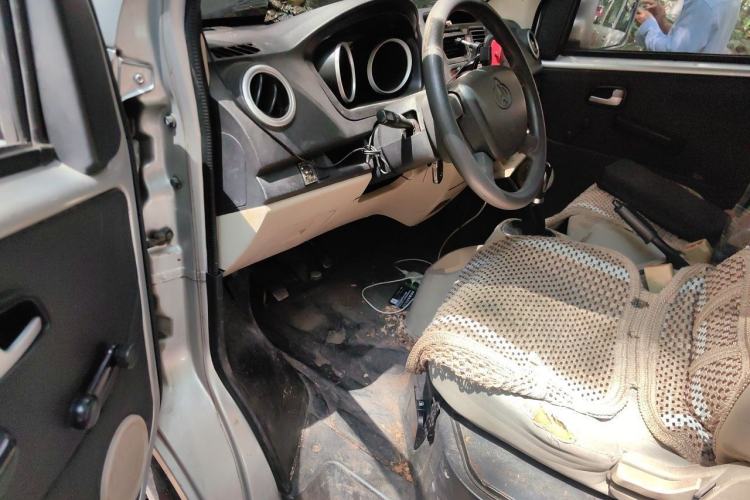 Used CHANGAN KAICHENG Ruixing M80 2014 1.5L CNG Standard Model 4G15S Driver Seat