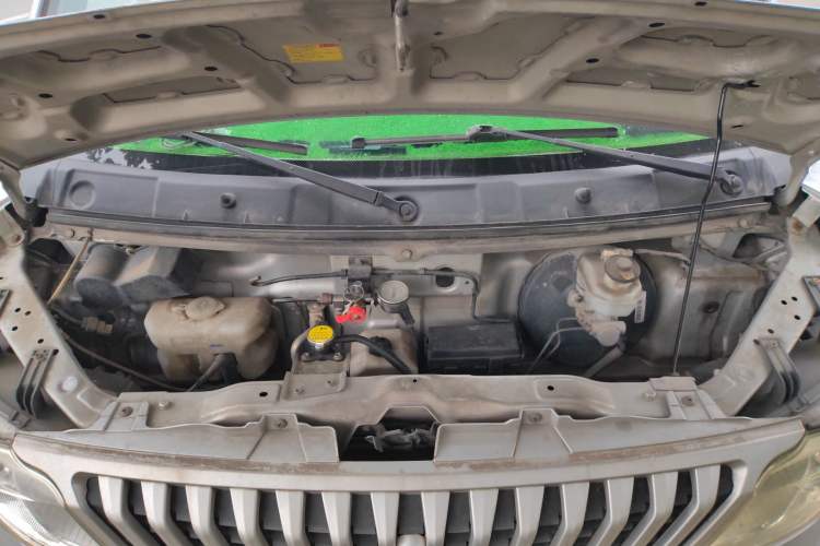Used CHANGAN KAICHENG Ruixing M80 2014 1.5L CNG Comfort Model 4G15S Engine Bay
