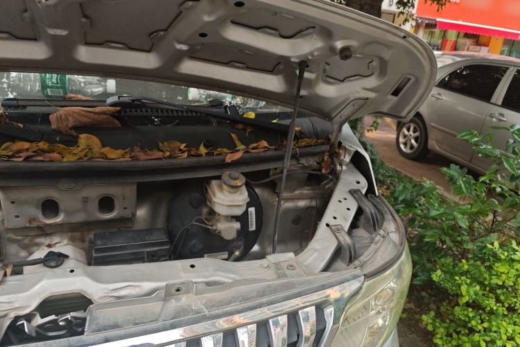 Used CHANGAN KAICHENG Ruixing M80 2014 1.5L Comfort Model 4G15S Engine Bay Left
