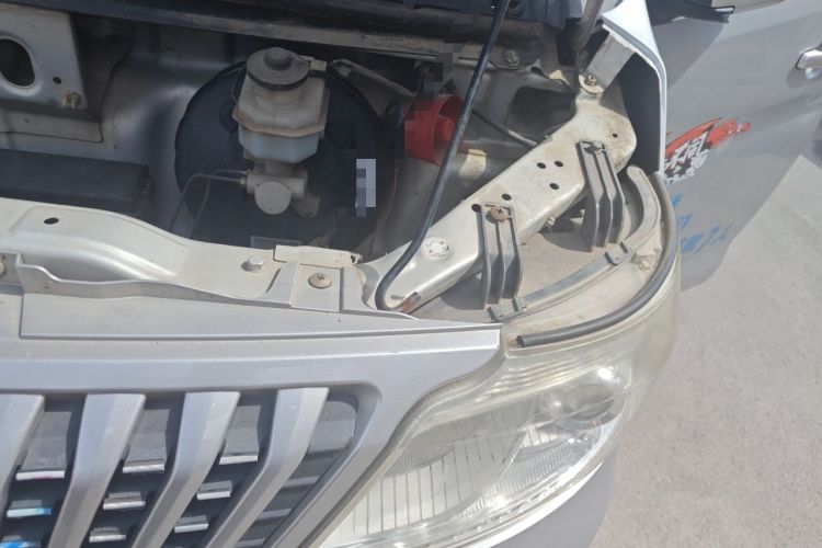 Used CHANGAN KAICHENG Ruixing M80 2014 1.5L Standard Version 4G15S Engine Bay Left