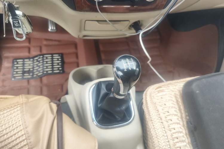 Used CHANGAN KAICHENG Ruixing M80 2014 1.5L Standard Version 4G15S Gear Lever