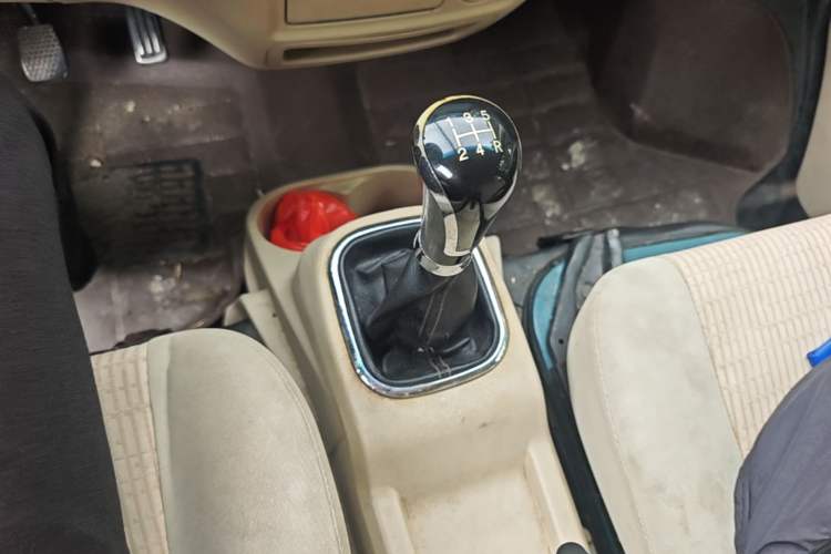 Used CHANGAN KAICHENG Ruixing M80 2014 1.5L Standard Version 4G15S Gear Lever