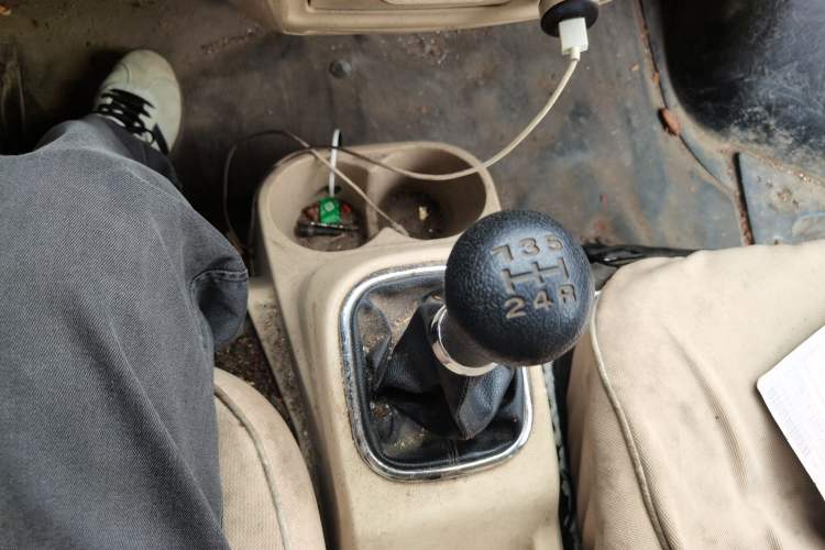 Used CHANGAN KAICHENG Ruixing M80 2014 1.5L Standard Version 4G15S Gear Lever
