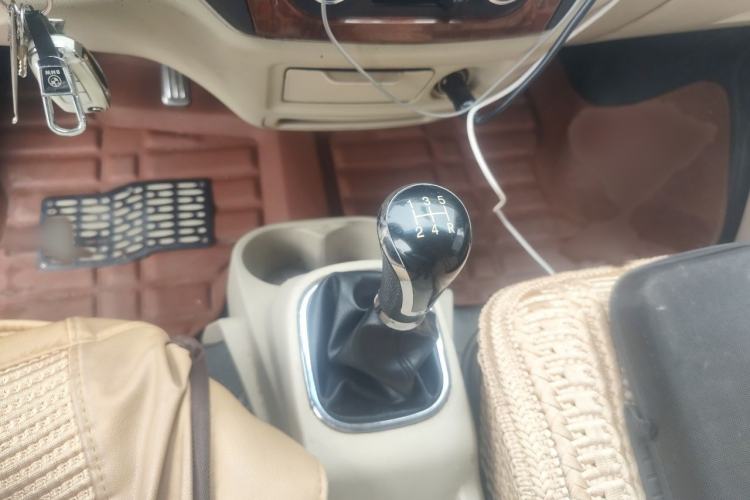 Used CHANGAN KAICHENG Ruixing M80 2014 1.5L Standard Version 4G15S Gear Lever