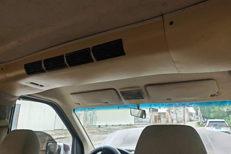 Used CHANGAN KAICHENG Ruixing M80 2014 1.5L Standard Version 4G15S Headliner