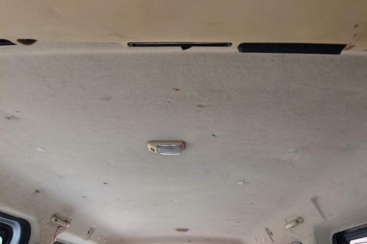 Used CHANGAN KAICHENG Ruixing M80 2014 1.5L Standard Version 4G15S Headliner