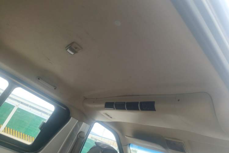 Used CHANGAN KAICHENG Ruixing M80 2014 1.5L Standard Version 4G15S Headliner