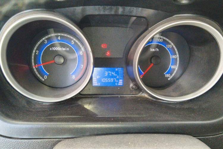 Used CHANGAN KAICHENG Ruixing M80 2014 1.5L Standard Version 4G15S Instrument Cluster