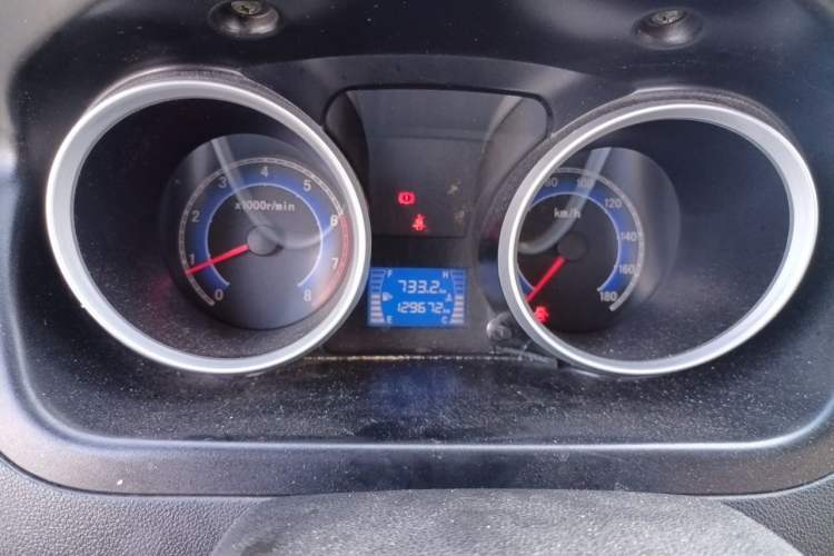 Used CHANGAN KAICHENG Ruixing M80 2014 1.5L Standard Version 4G15S Instrument Cluster