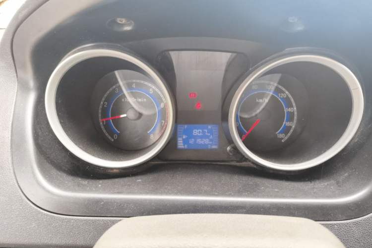 Used CHANGAN KAICHENG Ruixing M80 2014 1.5L Comfort Model 4G15S Instrument Cluster