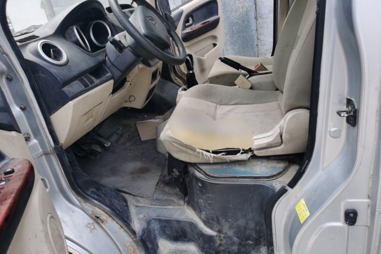Used CHANGAN KAICHENG Ruixing M80 2014 1.5L Comfort Model 4G15S Left Front Seat