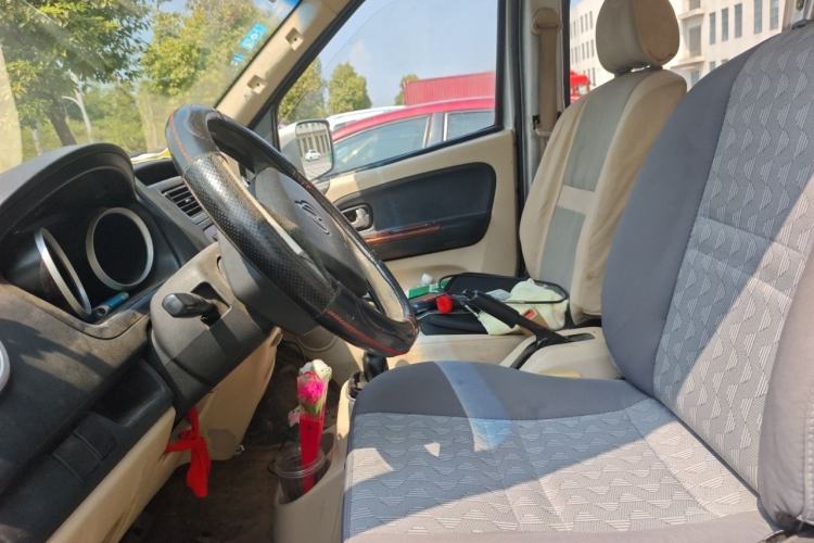 Used CHANGAN KAICHENG Ruixing M80 2014 1.5L Standard Version 4G15S Left Front Seat